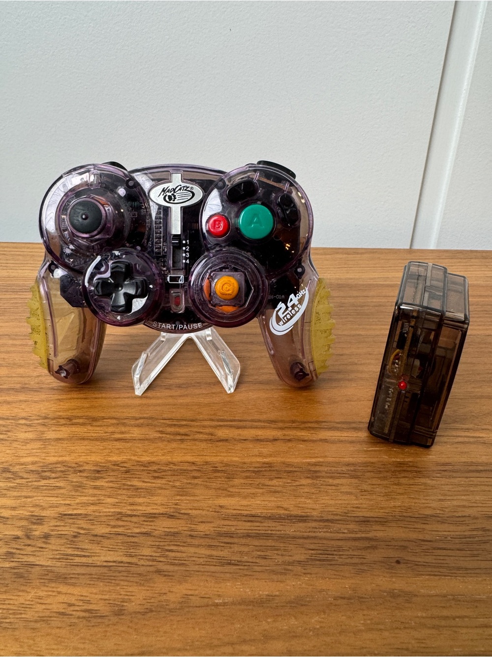 Mad Catz MicroCon 2.4GHz Wireless GameCube Controller (Clear Purple)
